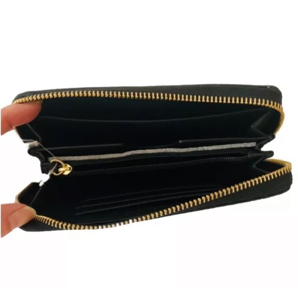 Michael Kors Genuine Leather Jet Set Zip Around Wallet Black Gold Tone Hardware - Picture 3 of 10